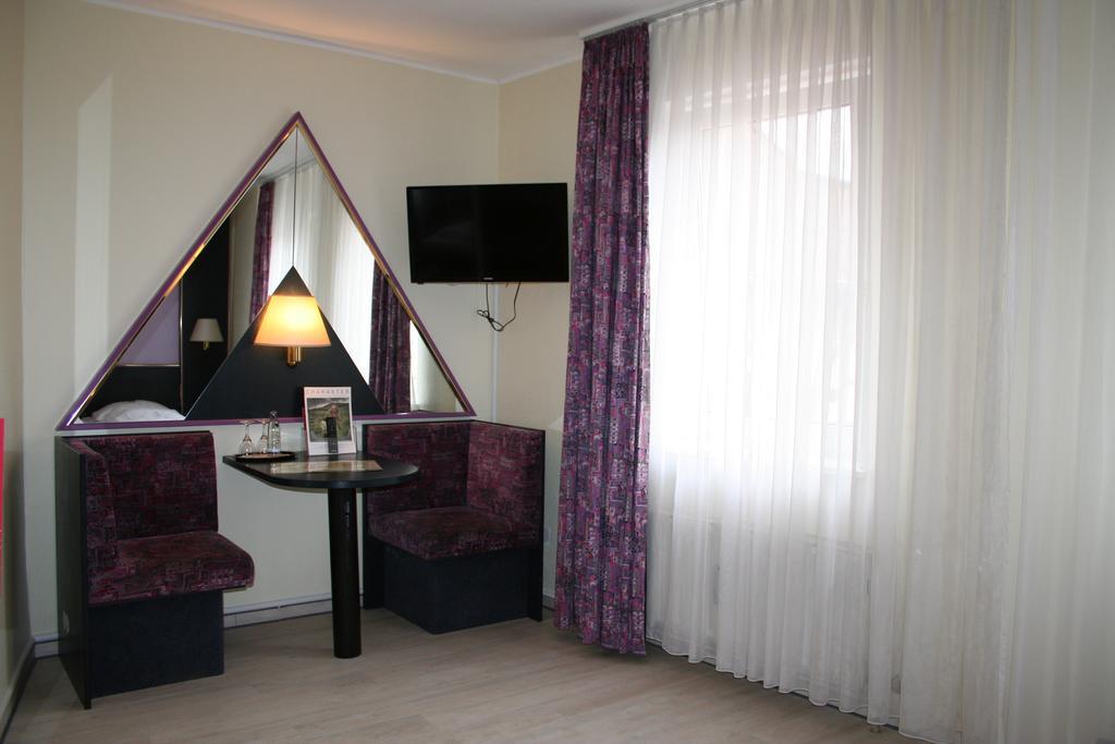 Landhotel Gross Schneer Hof Friedland  Eksteriør billede
