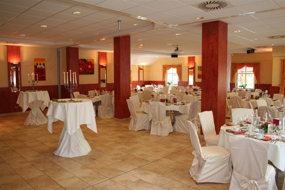 Landhotel Gross Schneer Hof Friedland  Eksteriør billede
